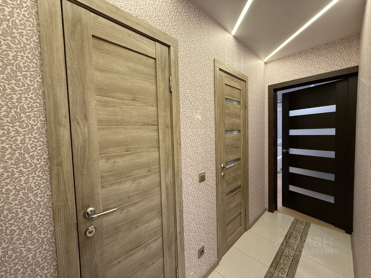 Продажа 2-комн квартиры на вторичном рынке пос. Янино-1, переулок Мельничный, 1к2