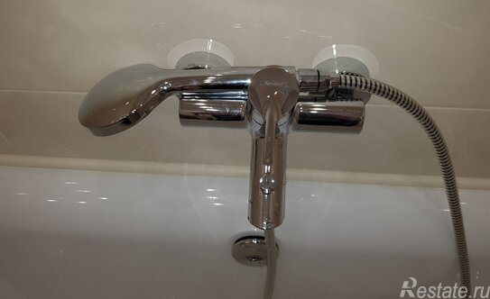 Продажа 2-комн квартиры на вторичном рынке улица Гастелло,  д. 10