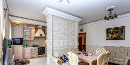 3-комн квартира Предтеченский Б. пер,  д. 31