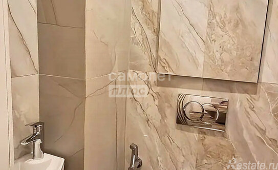 Продажа 2-комн квартиры на вторичном рынке Чистопрудный б-р,  д. 12,  к. 3