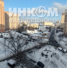 Продажа 2-комн квартиры на вторичном рынке ул Лазурная,  д. 6