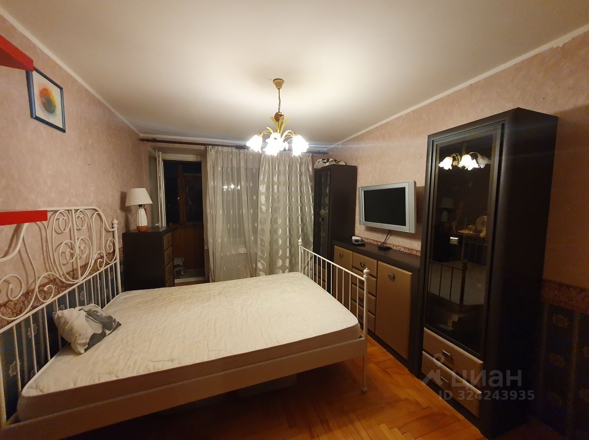 Аренда 3-комн квартиры на вторичном рынке Кантемировская улица, 31