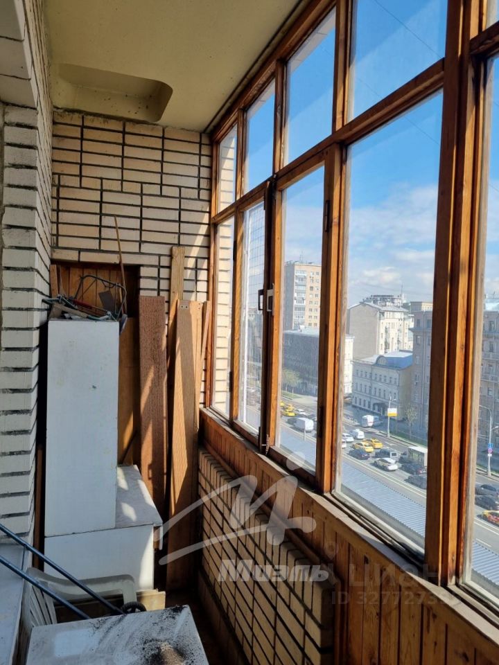 Продажа 3-комн квартиры на вторичном рынке улица Большая Якиманка, 26