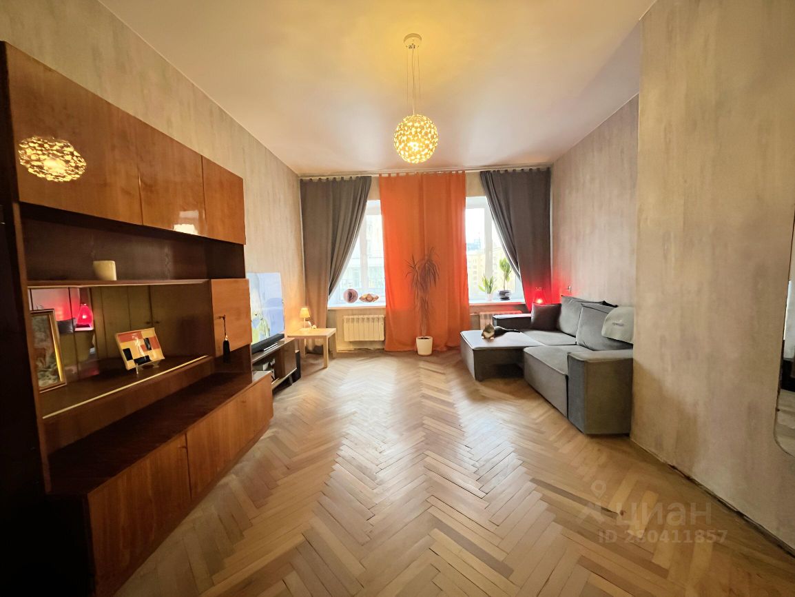 Продажа 2-комн квартиры на вторичном рынке Тамбовская улица, 7