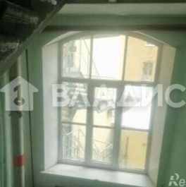 Продажа 3-комн квартиры на вторичном рынке Московский пр-кт,  д. 1/2