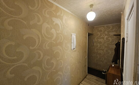 Продажа 1-комн квартиры на вторичном рынке район Левобережный, Центральная улица,  д. 18