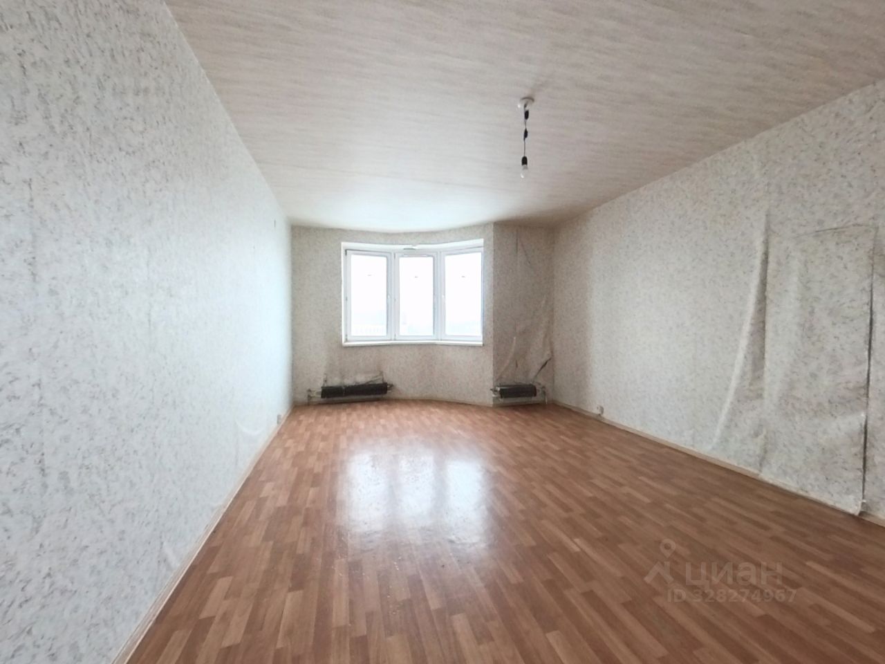 Продажа 1-комн квартиры на вторичном рынке улица Новинки, 1