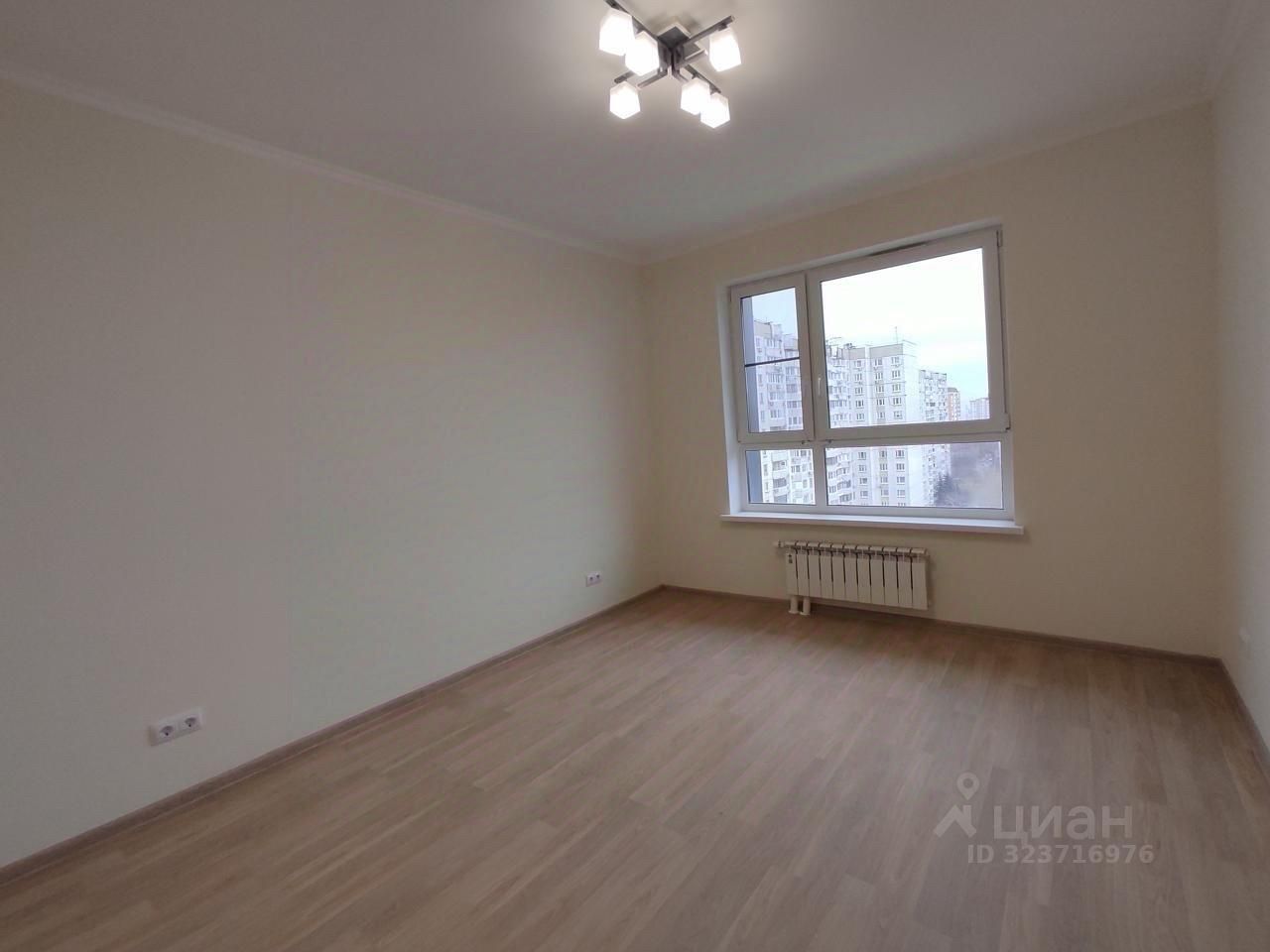 Продажа 2-комн квартиры на вторичном рынке Кастанаевская улица, 32