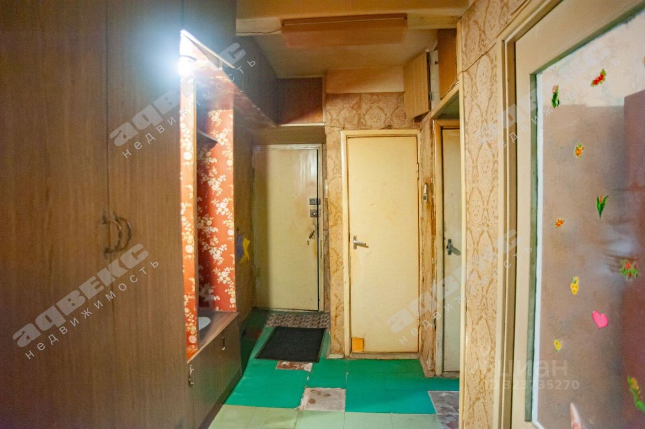 Продажа 3-комн квартиры на вторичном рынке Индустриальный проспект, 38к2Е