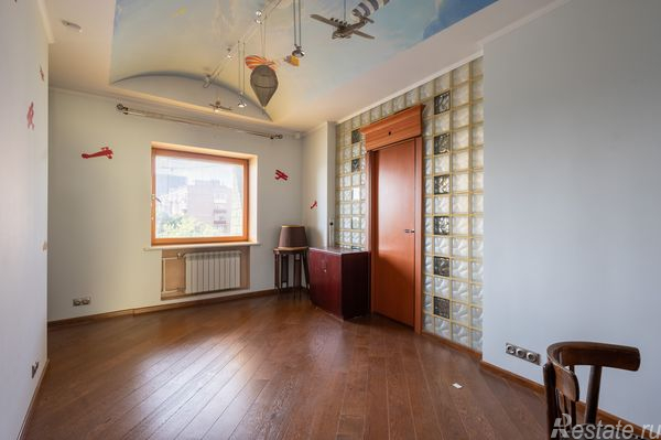 Продажа 5-комн квартиры на вторичном рынке Пересветов пер,  д. 2/3