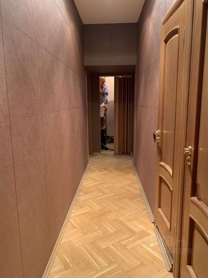 Продажа 3-комн квартиры на вторичном рынке Пулковское шоссе, 30К2