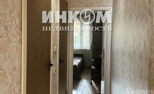 Продажа 4-комн квартиры на вторичном рынке Маршала Савицкого ул,  д. 4 к2