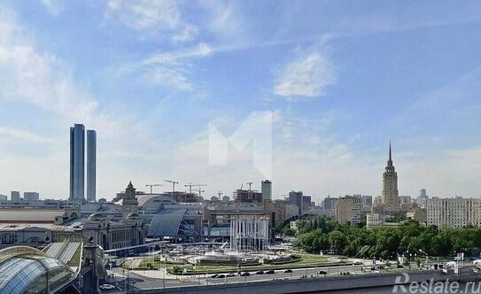 Продажа 4-комн квартиры на вторичном рынке Ростовский 7-й пер,  д. 11