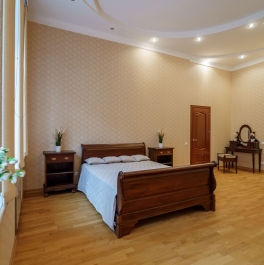 Продажа 6-комн квартиры на вторичном рынке Ковенский пер,  д. 22