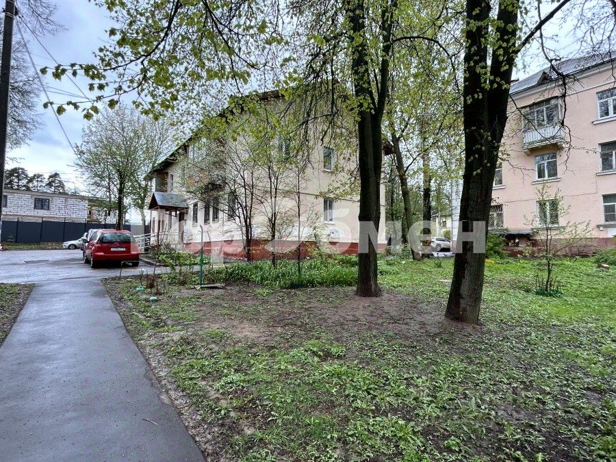 Продажа 3-комн квартиры на вторичном рынке Видное, Булатниковская улица, 11