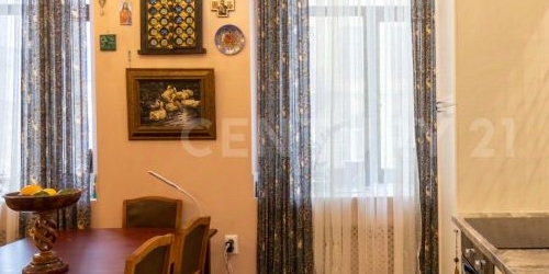 3-комн квартира улица Марата, 76