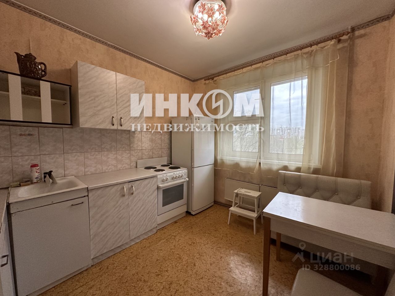 Продажа 1-комн квартиры на вторичном рынке Старобитцевская улица, 15К1