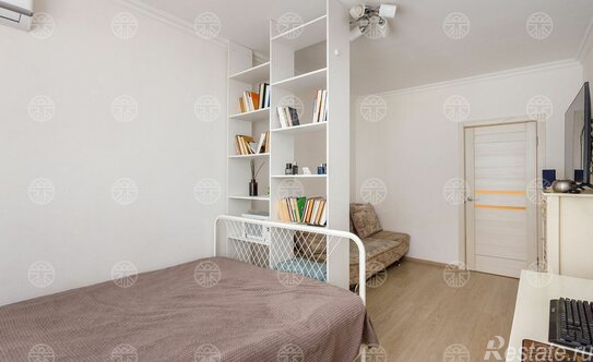 Продажа 1-комн квартиры на вторичном рынке Парковая 5-я ул,  д. 62Б