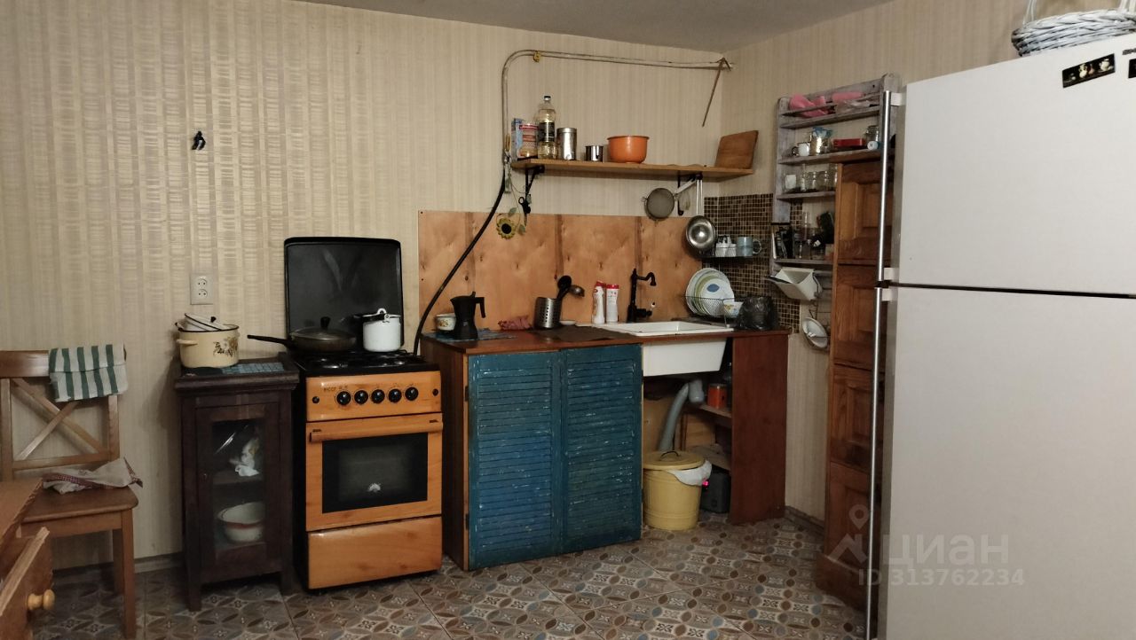 Продажа 2-комн квартиры на вторичном рынке Моховая улица, 30