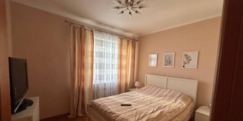 2-комн квартира улица Десантников,  д. 22