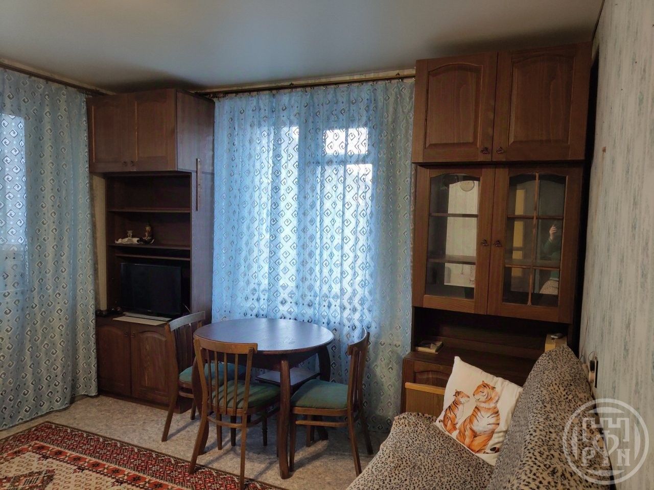 Аренда 1-комн квартиры на вторичном рынке Петергоф, Озерковая улица, 49к2