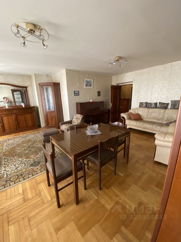 Аренда 3-комн квартиры на вторичном рынке проспект Просвещения, 14к4