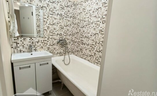 Продажа 1-комн квартиры на вторичном рынке проезд Шокальского,  д. 55 к2