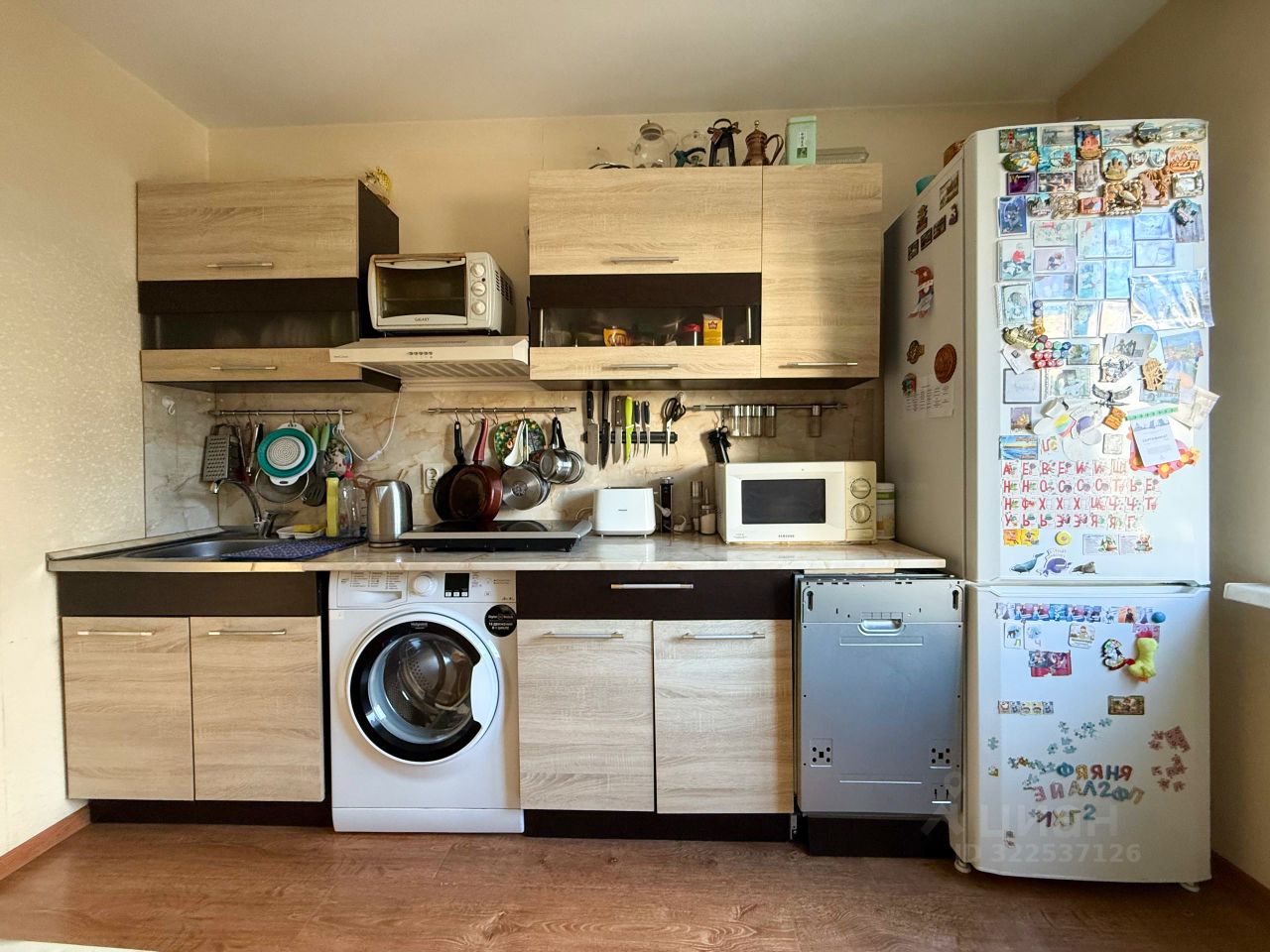 Продажа 2-комн квартиры на вторичном рынке пос. Бугры, улица Полевая, 18