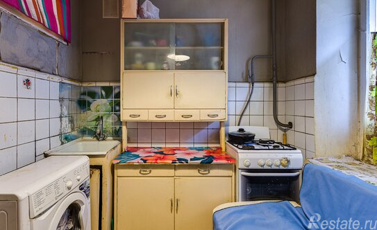 Продажа 3-комн квартиры на вторичном рынке ул Костякова,  д. 2/6