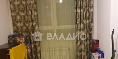 2-комн квартира улица Константина Федина,  д. 13