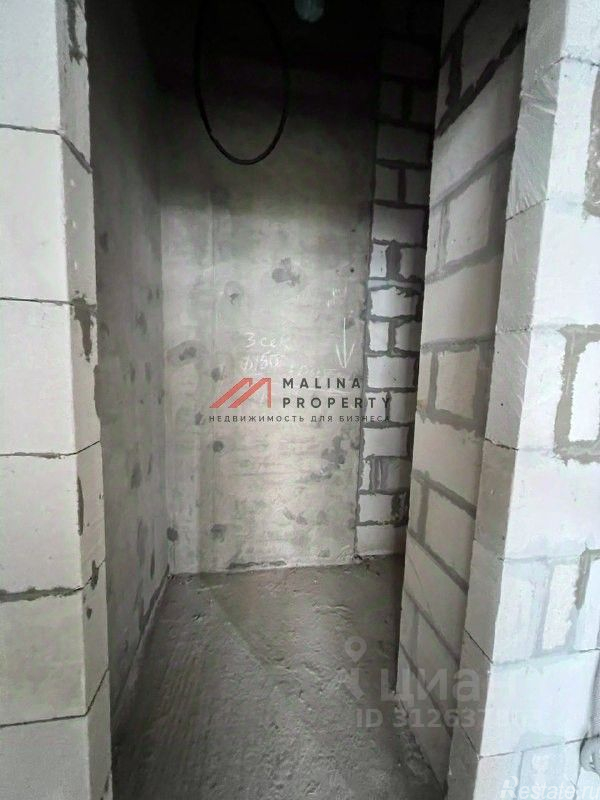 Продажа торгового помещения улица Берзарина,  д. 30А