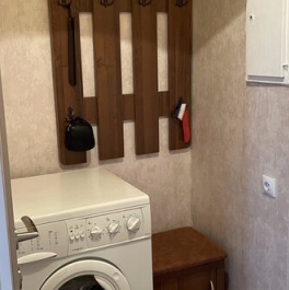 Аренда 2-комн квартиры на вторичном рынке улица Академика Комарова,  д. 3А