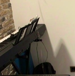 Продажа 2-комн квартиры на вторичном рынке Валдайский проезд, 6