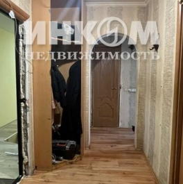 Продажа 2-комн квартиры на вторичном рынке Черноморский бульвар,  д. 10 к2