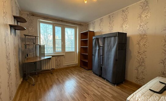 Продажа 3-комн квартиры на вторичном рынке ул Профсоюзная,  д. 132,  к. 4