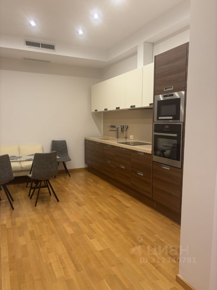 Аренда 3-комн квартиры на вторичном рынке Староволынская улица, 15к4