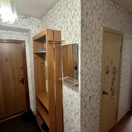 Продажа 2-комн квартиры на вторичном рынке Янтарный проезд,  д. 11