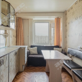 Продажа 3-комн квартиры на вторичном рынке ул Наличная,  д. 36,  к. 7