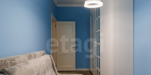 4-комн квартира ул Кирилловская,  д. 22