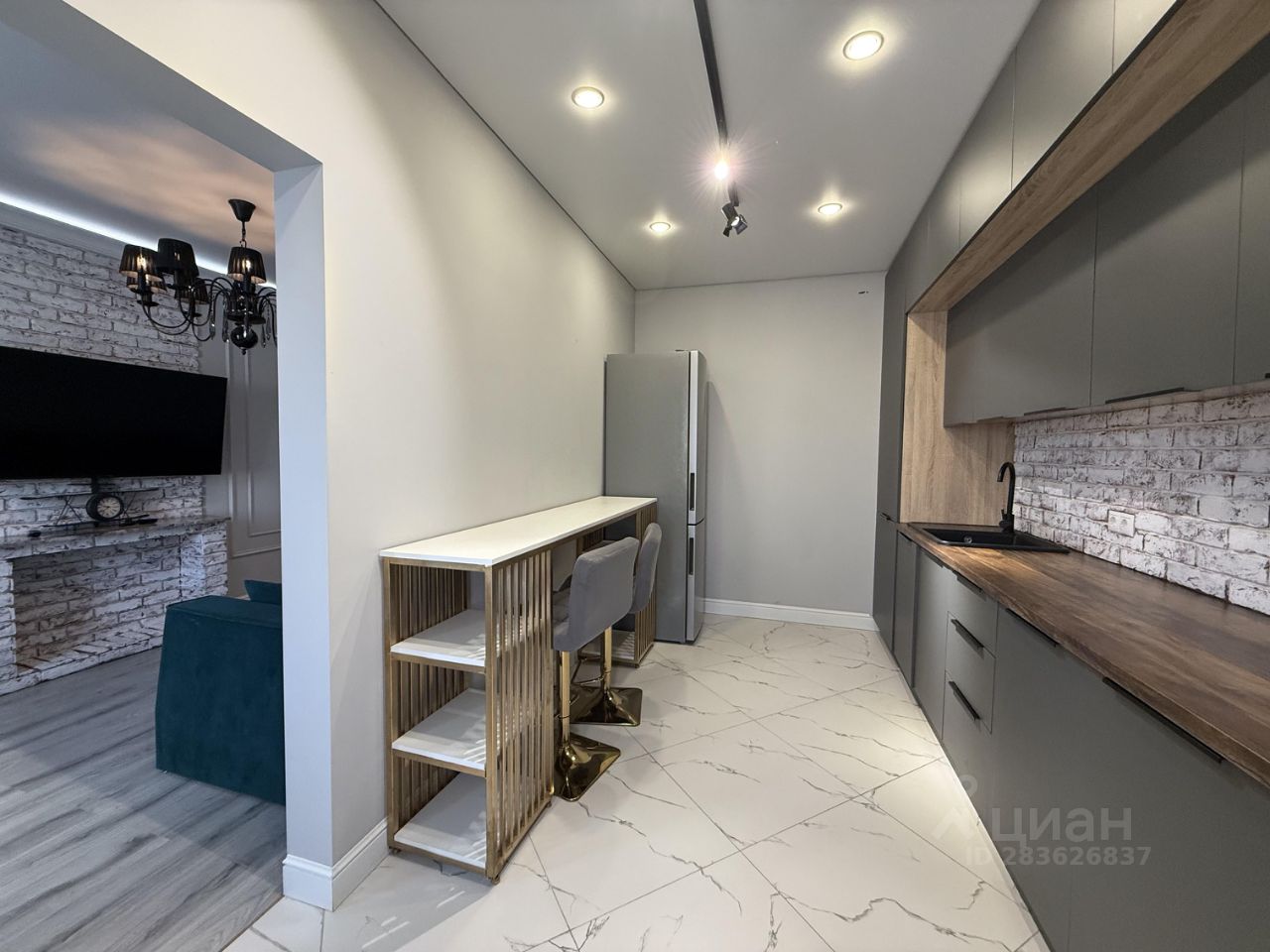 Аренда 3-комн квартиры на вторичном рынке д. Красный Поселок, улица Конюхова, 21