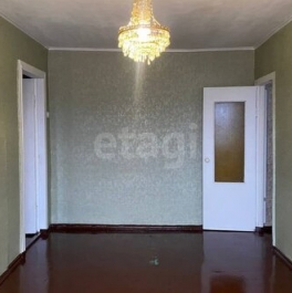 Продажа 3-комн квартиры на вторичном рынке Кириши г, Мира ул,  д. 3