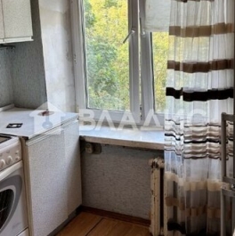 Продажа 2-комн квартиры на вторичном рынке улица Рогова,  д. 19