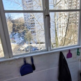 Продажа 4-комн квартиры на вторичном рынке Королёв, ул Дзержинского,  д. 13/2