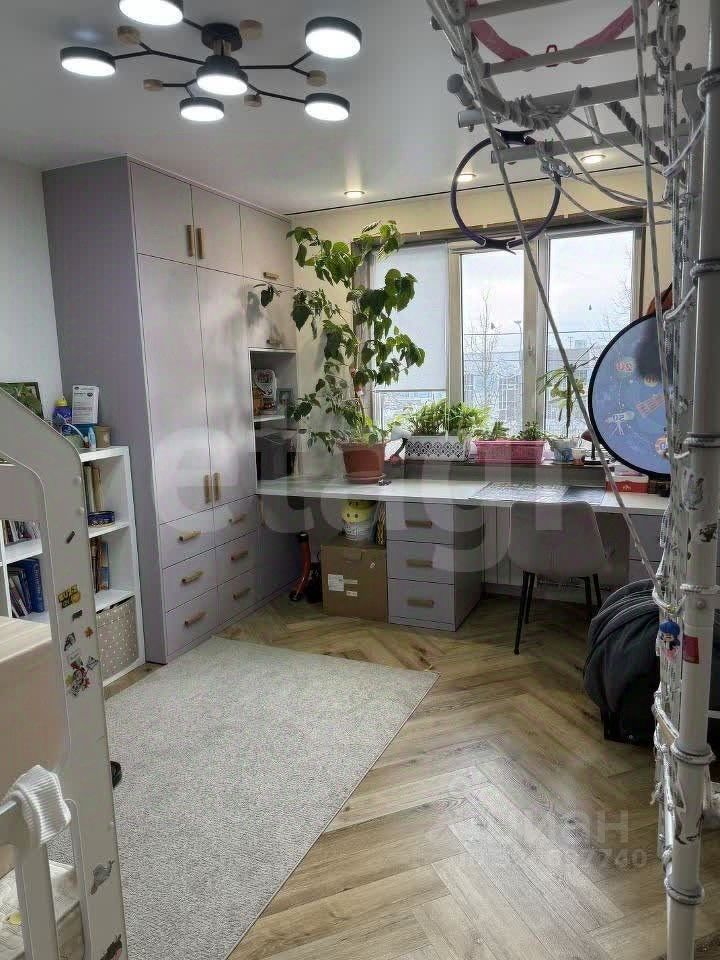 Продажа 2-комн квартиры на вторичном рынке Хасанская улица, 18К1