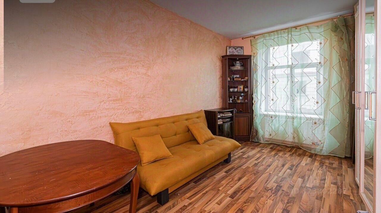 Продажа 2-комн квартиры на вторичном рынке Большая Разночинная улица, 11