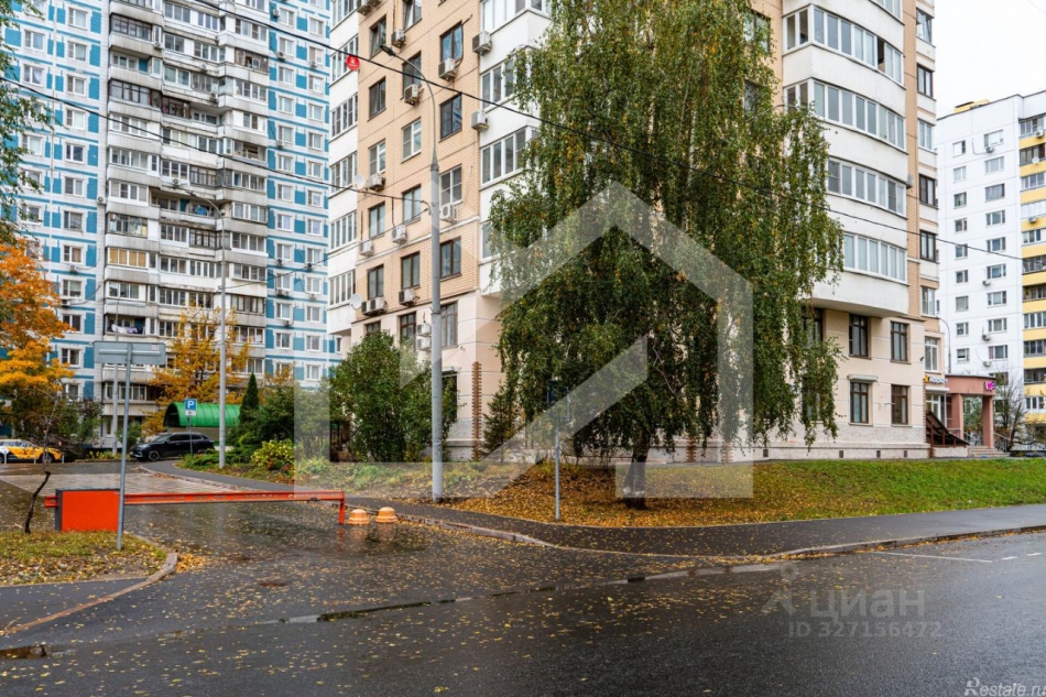Аренда торгового помещения Донецкая улица