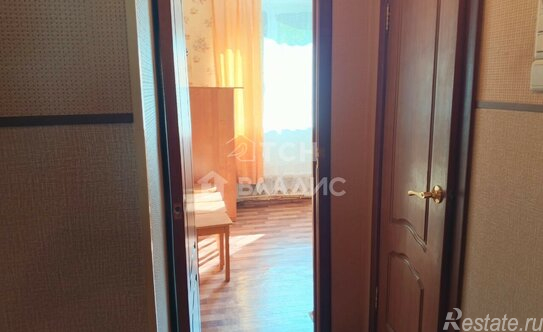 Продажа 2-комн квартиры на вторичном рынке Болшево, улица Исаева,  д. 4