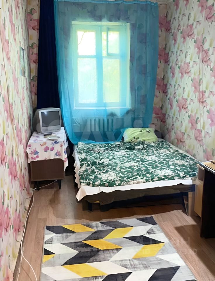 Продажа 3-комн квартиры на вторичном рынке Лобня, улица 40 лет Октября, 5