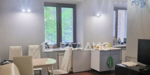 3-комн квартира ул Артамонова,  д. 12,  к. 2