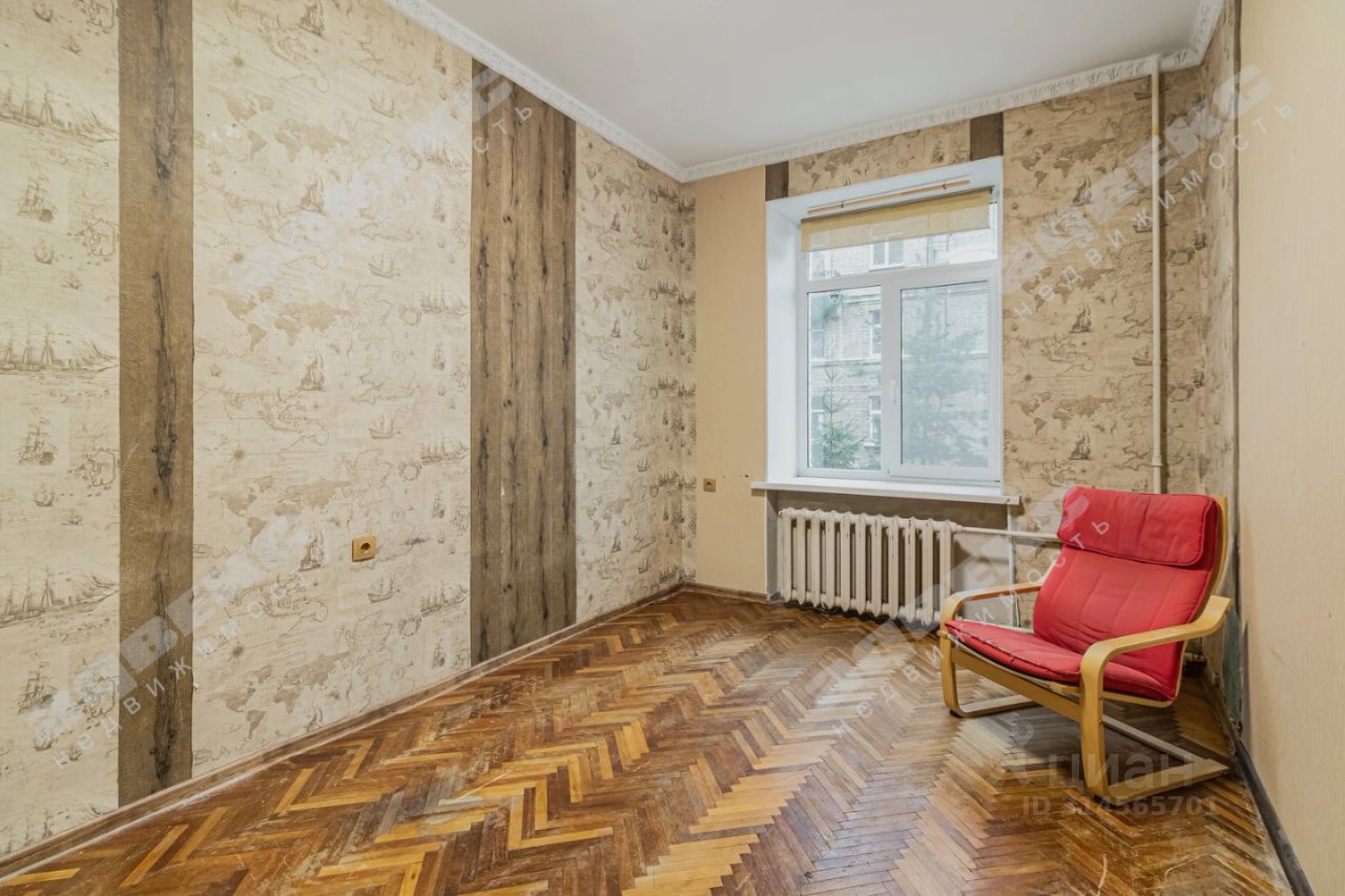 Продажа 2-комн квартиры на вторичном рынке улица Савушкина, 15